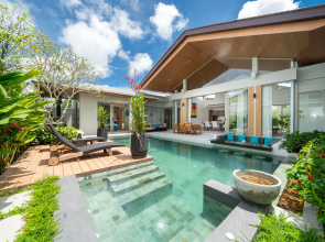 Luxury villa Bangtao with a Tropical Garden Villa