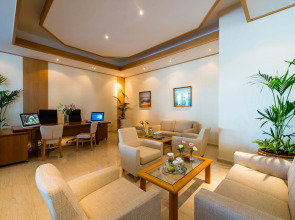 Отель Constantinou Bros Athena Royal Beach