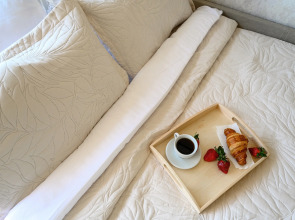 Студия с террасой и видом на горы. Кватро 150