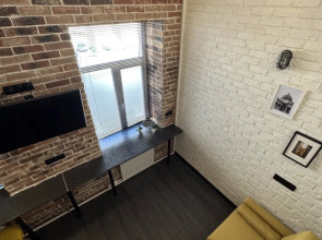 Апартаменты Двухуровневая Студия Лофт на Маяковского 17