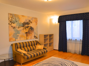 Частный Дом с Беседкой на Проспекте Дзержинского 25