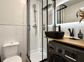 Квартира Люкс Студия в ЖК Бизнес-Класса и Дизайнерским Ремонтом