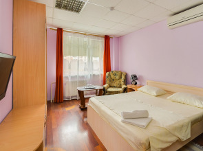 Отель Турист на Саратовской