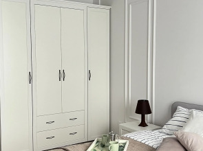 Квартира современная. Апартаменты Клен