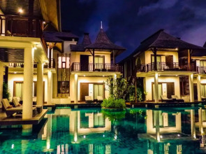 Отель Z Through by The Zign