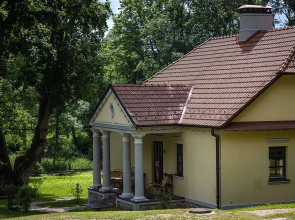 Agrousadyba Kraski Fligel Villa