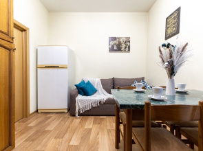 Апартаменты Comfort Home на 10 гостей на Карла Маркса 39