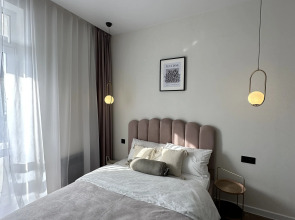 Апартаменты с балконом на Эдварда Грига 16/1