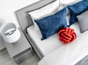 Квартира Granat на Васильевском острове Satin home