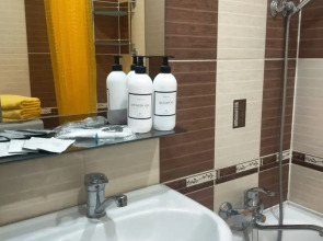 Квартира Уютная двухкомнатная