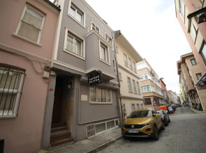 Отель Safran Suites