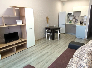 100 Nochey Na Komsomolskom 122v Apartments