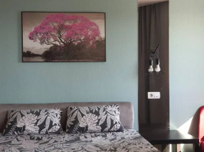 Апартаменты Студия с Балконом и Видом на Город на Гагарина