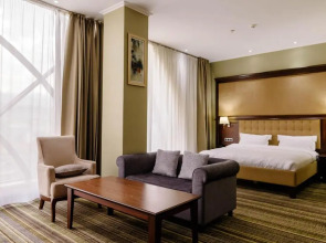 Отель Shera Inn