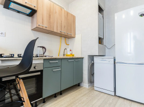 Апартаменты в центре Новороссийска с видом на горы и город LetoAрart