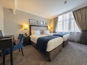 Wellington Hotel by Blue Orchid