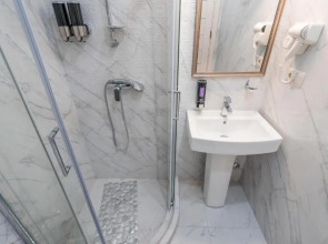 Отель Constant Tbilisi