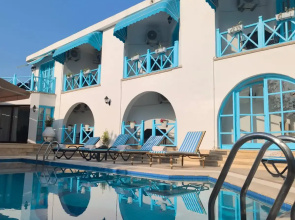 Bellapais Abbey Hotel