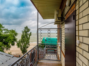 Отель Приазовочка