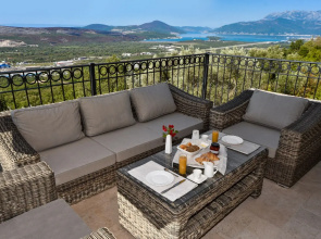Dub Villa