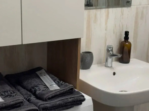 Квартира Студия на Братьев Темировых 69/4