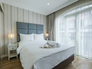 Отель Ten Rooms Istanbul Hotel