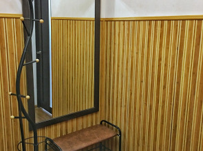 Представительская видовая двухкомнатная квартира с балконами на Набережной Ялты