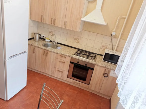 Апартаменты на Склизкого 116/1