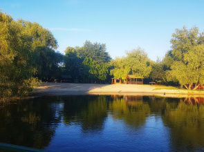 Tikhie Zori Recreation Center