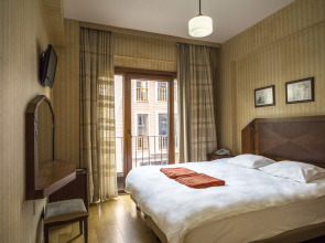 Хостел Bucoleon