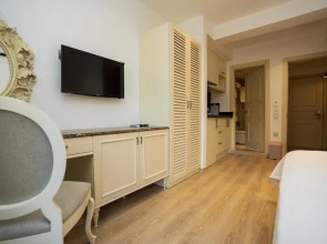 Апарт-отель Channel Suites