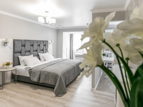 Квартира Королевская кровать с камином