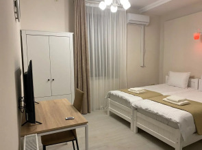 Мини-отель Cultural Crossing Hotel