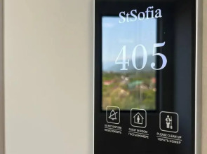 Отель  Берег Святой Софии