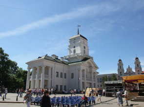 Апартаменты с балконом на Скрыганова
