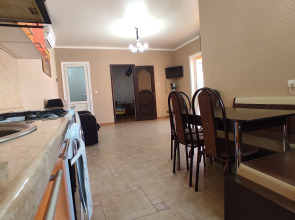 Коттедж у моря