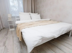Rezidentsiya Na Kommunarov Flat