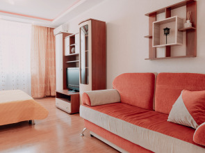 Апартаменты в ярком цвете район Советский