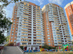 Квартира Welcome Home с Балконом у Метро Народное Ополчение