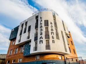 Battoni Hotel