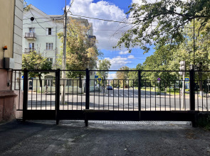 Квартира Ботаника в историческом центре от Wonderapart