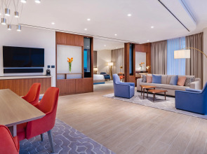 Курортный отель JA The Resort - JA Lake View