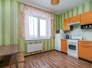 Квартира рядом с Мнтк им. Федорова и Ск Заря