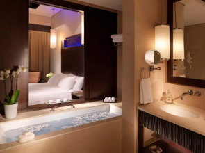 Курортный отель Anantara The Palm Dubai Resort