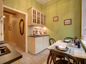 Квартира Петербургский стиль, тихий двор на Невском; 1 комната - до 4 чел