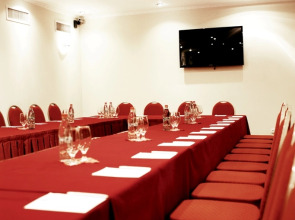 Отель Ани Плаза