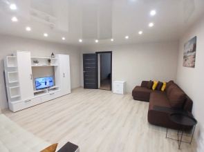Apartamenty 2h k. na Galkinskaa 107 u Vokzala