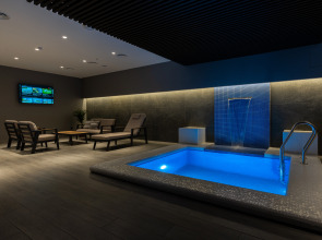 Отель The Elements