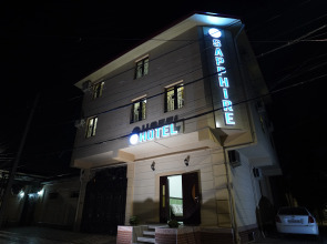 Sapphire Hotel