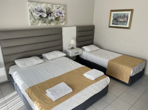 Side Beach Club Hotel